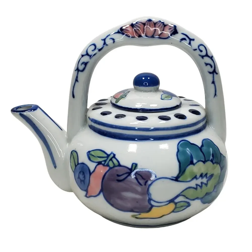 Vtg Blue & White Tea Pot Vegetables Handpainted 5 in Tall Made in China